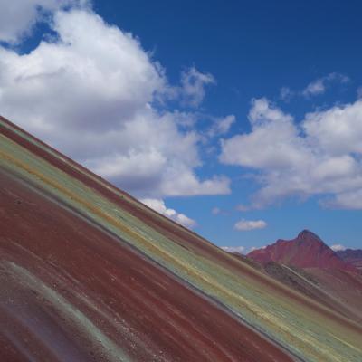 Peru Montanas De Siete Colores De Perto