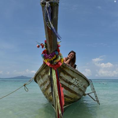 Tailândia: Barco típico em Koh Phi Phi