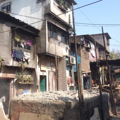 Índia: Favela de Dharavi em Mumbai