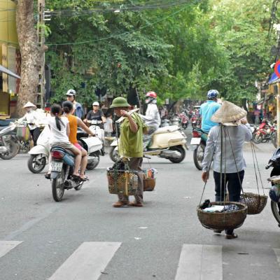 Vietnã: Cruzamento em Hanoi