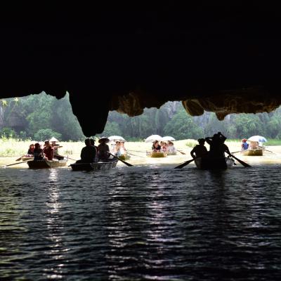 Vietnã - Passeio de barco em Hoa Lu
