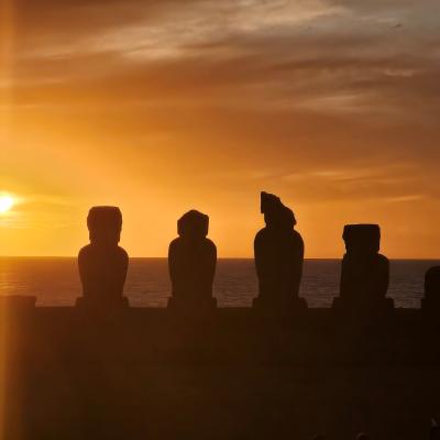Ilha de Páscoa - Pôr-do-sol em Tahai
